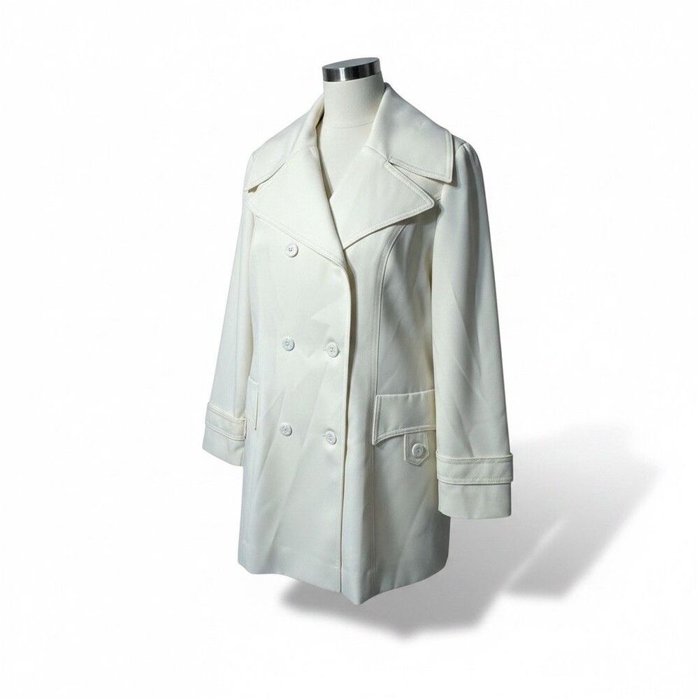 Vintage Late 60sEarly 70s Betty Rose Ivory double-breasted trench coat